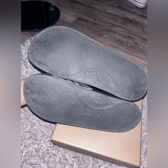 Burberry slides - Picture 5 of 5